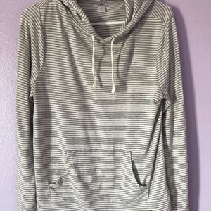 Long sleeves grey sweater